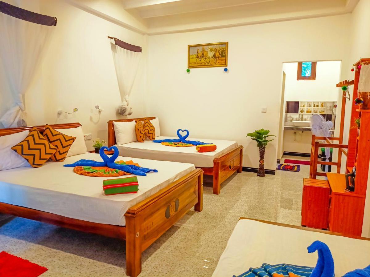 Sigiri Tarushan Home Stay Sigiriya Exterior photo