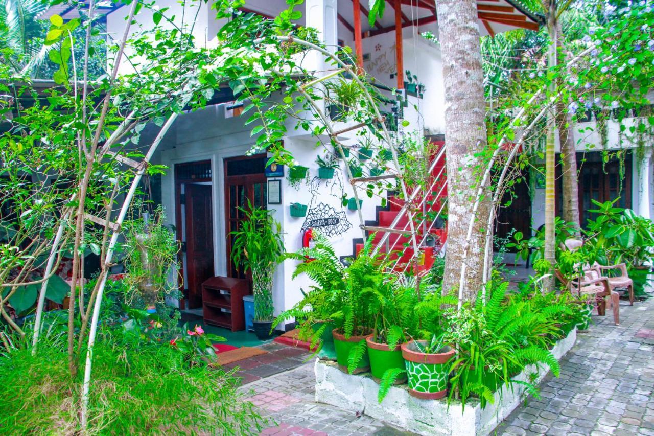 Sigiri Tarushan Home Stay Sigiriya Exterior photo