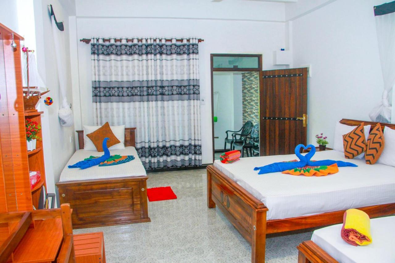 Sigiri Tarushan Home Stay Sigiriya Exterior photo